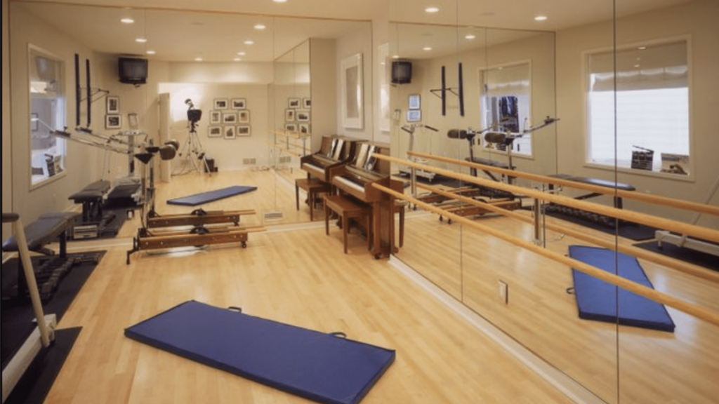 DanceSchoolexin (1) DanceSchoolexin (1)